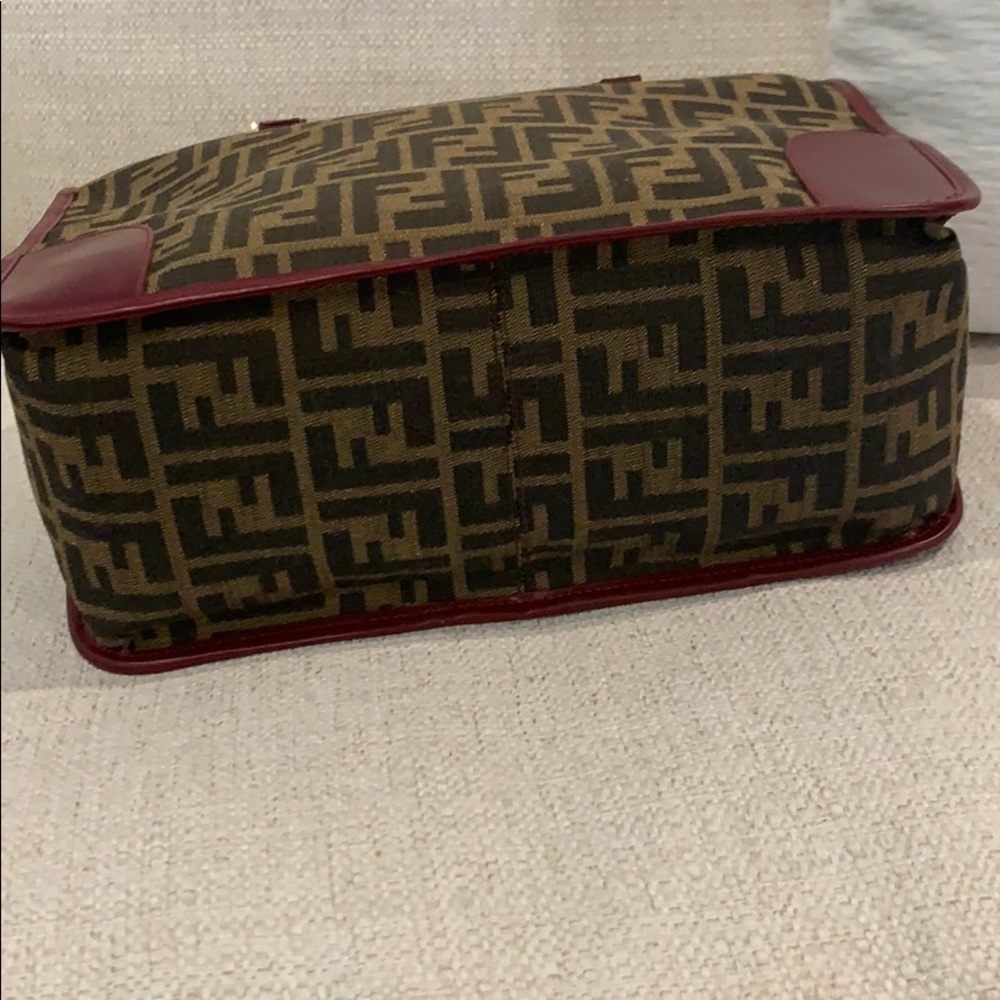 FENDI Handbag - Picture 2 of 7